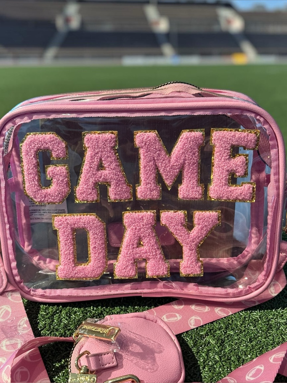 Betsey Johnson Pink GAME DAY Clear Crossbody Bag with Strap-nwot - Picture 3 of 7